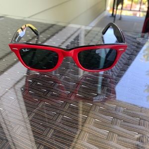 Red Ray Ban Wayfarer’s!